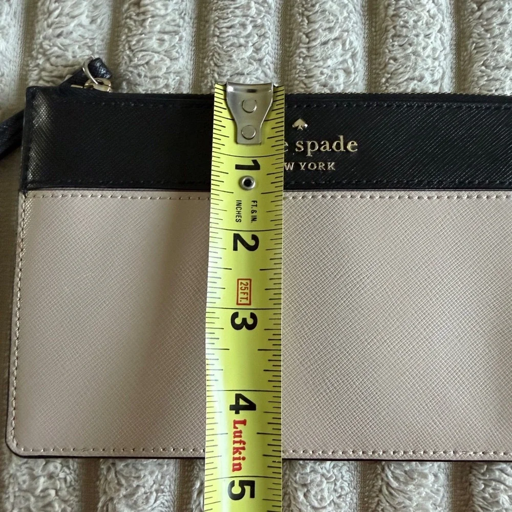 Kate Spade New York Saffiano Leather Wristlet Pouch Black Beige Colorblock